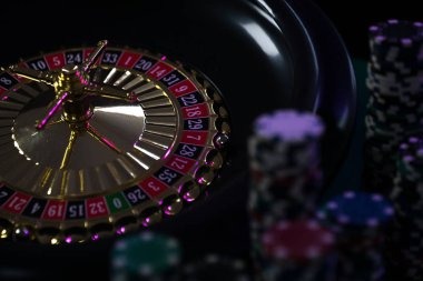 Antarmuka setoran cepat rolingspin menampilkan ikon DANA, OVO, GoPay, ShopeePay, LinkAja, dan QRIS